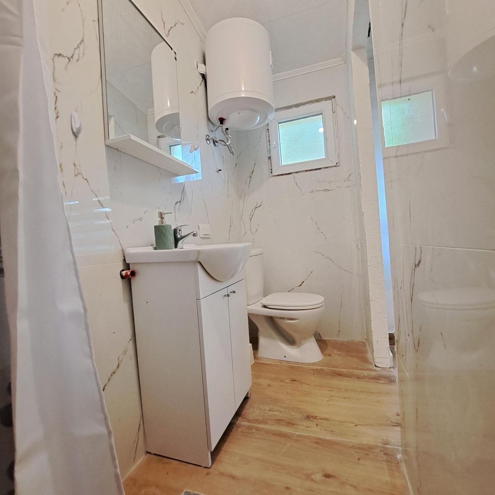 Unique Apartment Centar Podgorica Esterno foto