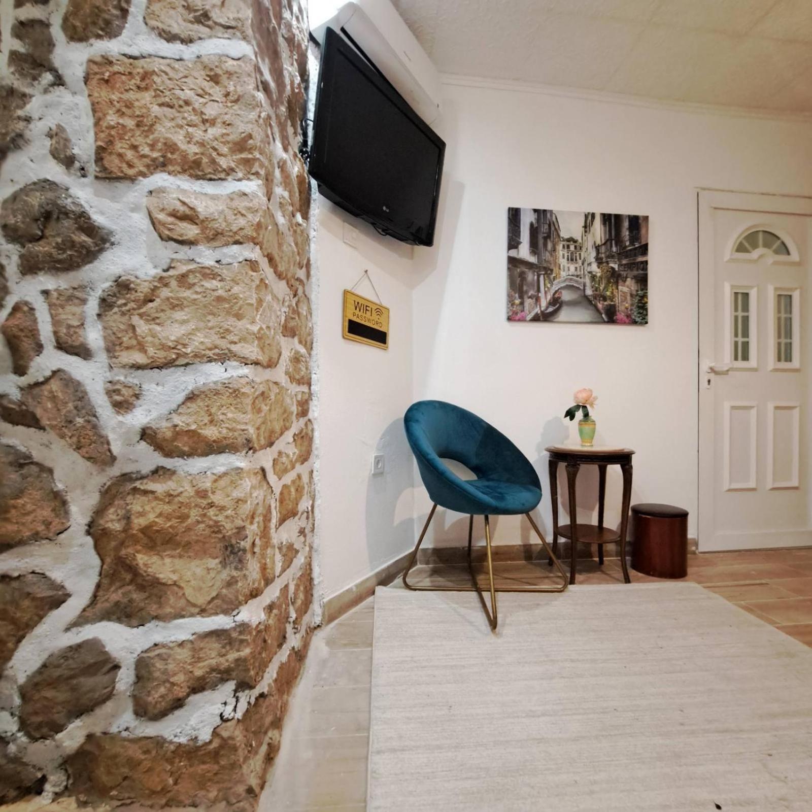 Unique Apartment Centar Podgorica Esterno foto