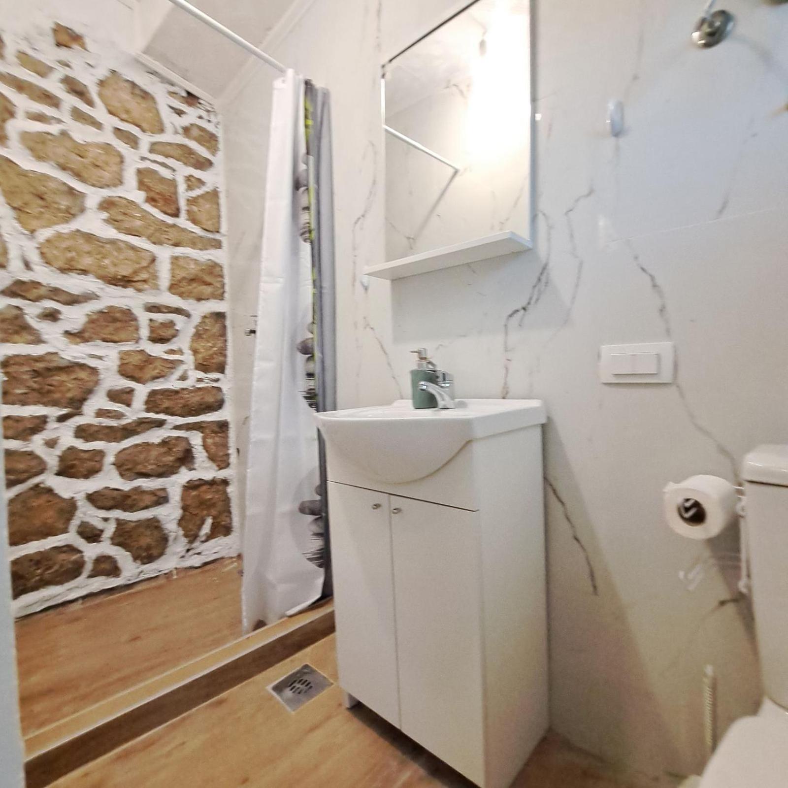 Unique Apartment Centar Podgorica Esterno foto